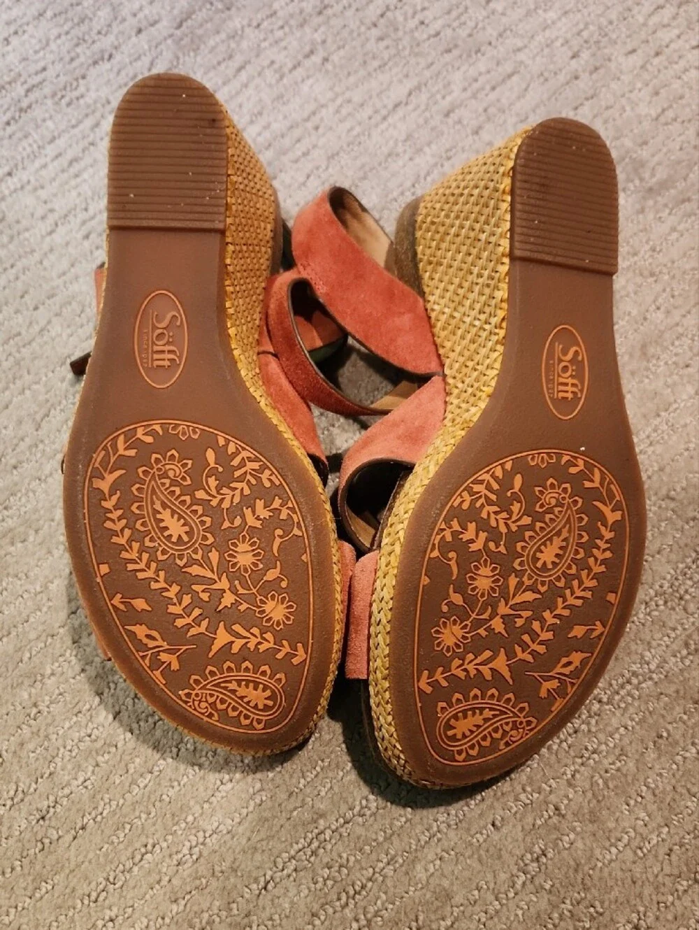 Sofft Women's Suede Rust Orange Wedge Sandals